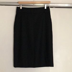 Banana Republic Black Pencil skirt